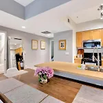 1 Best Location Cozy Apartment