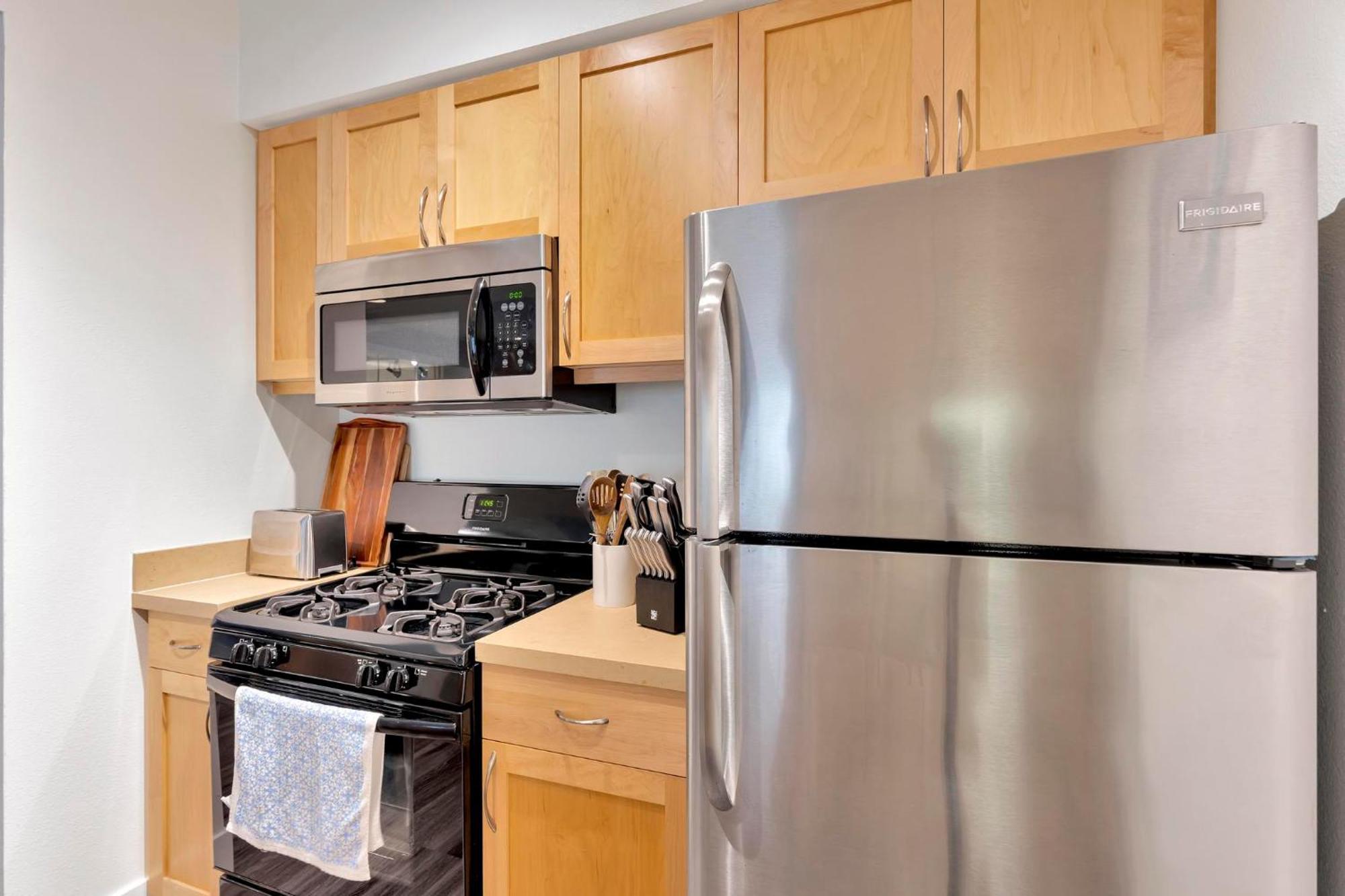 Apartment 1 Location Cozy
