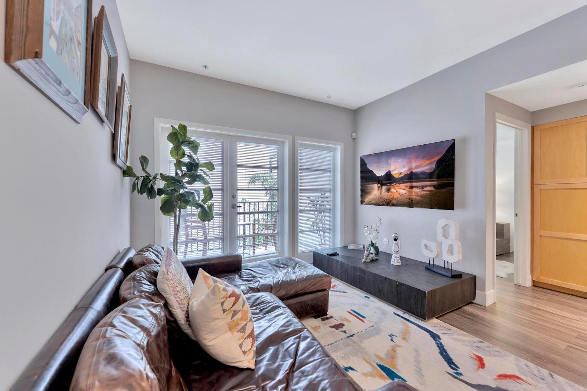Apartment 1 Location Cozy Los Angeles